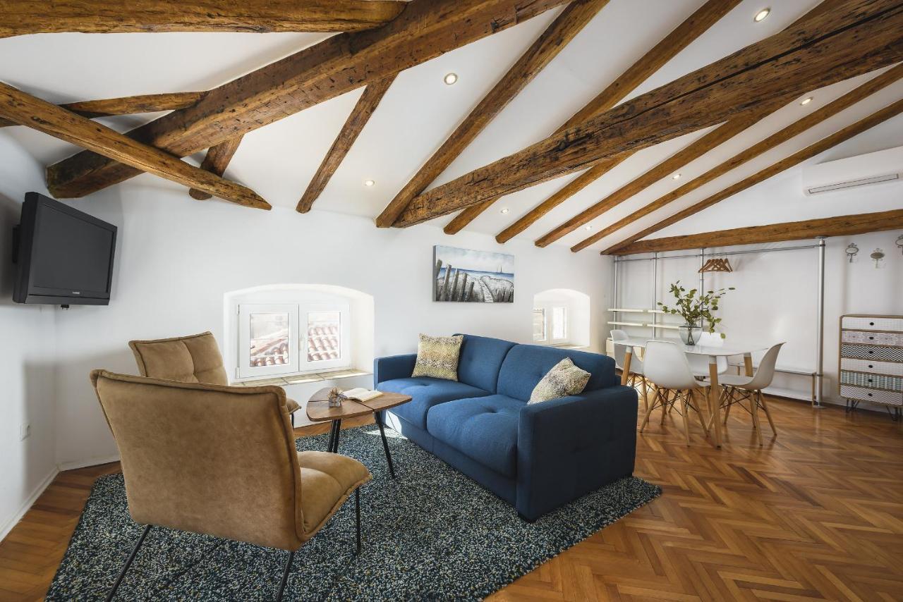 Urban Loft Old Town