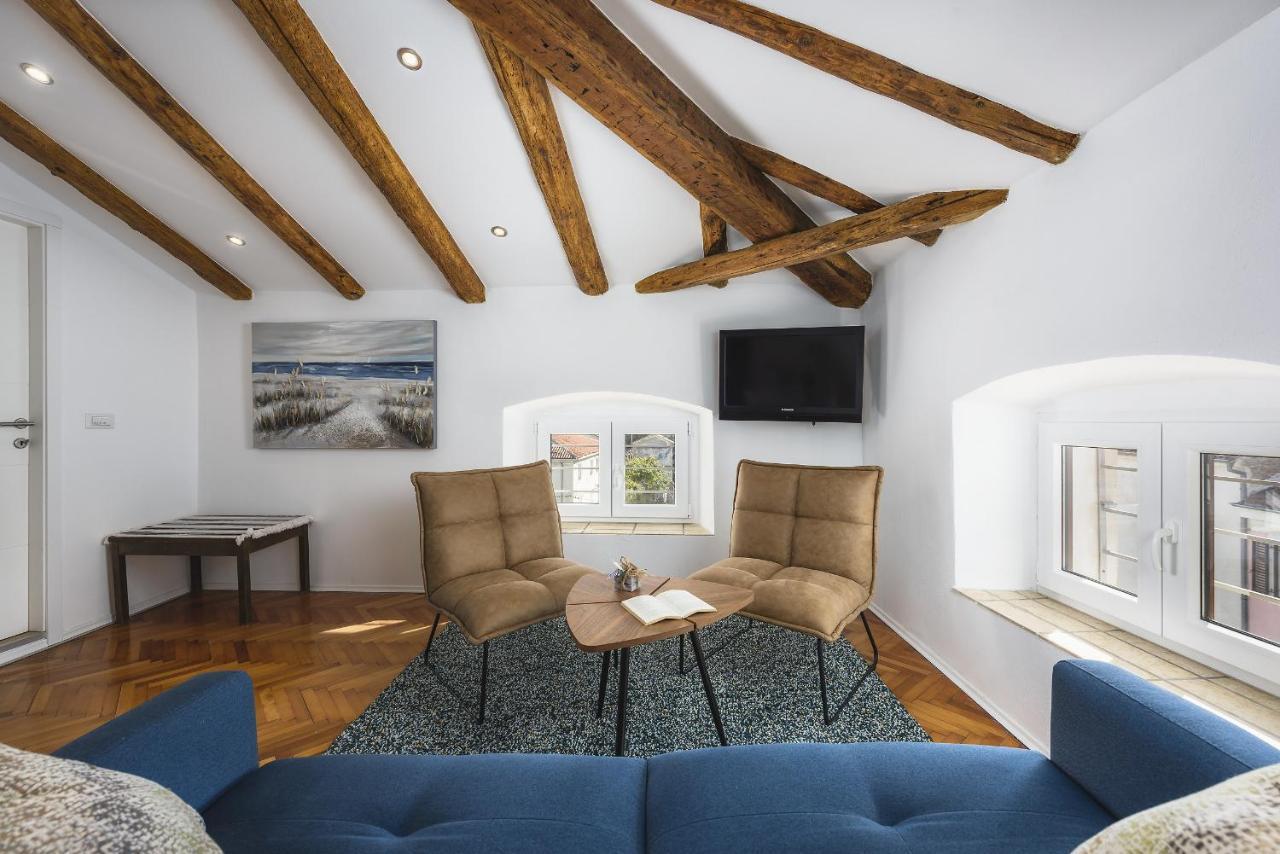 Urban Loft Old Town Apartman Porec